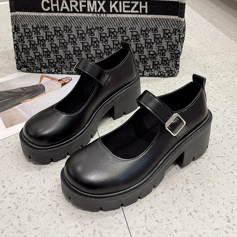 Vintage Platform Mary Jane Pumps