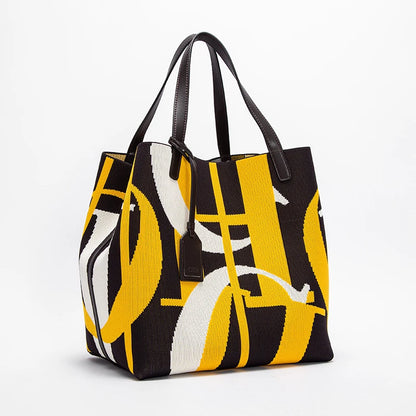 Handwoven Bucket Handbag - Large Capacity Design