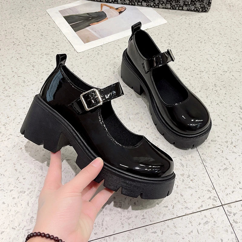 Vintage Platform Mary Jane Pumps